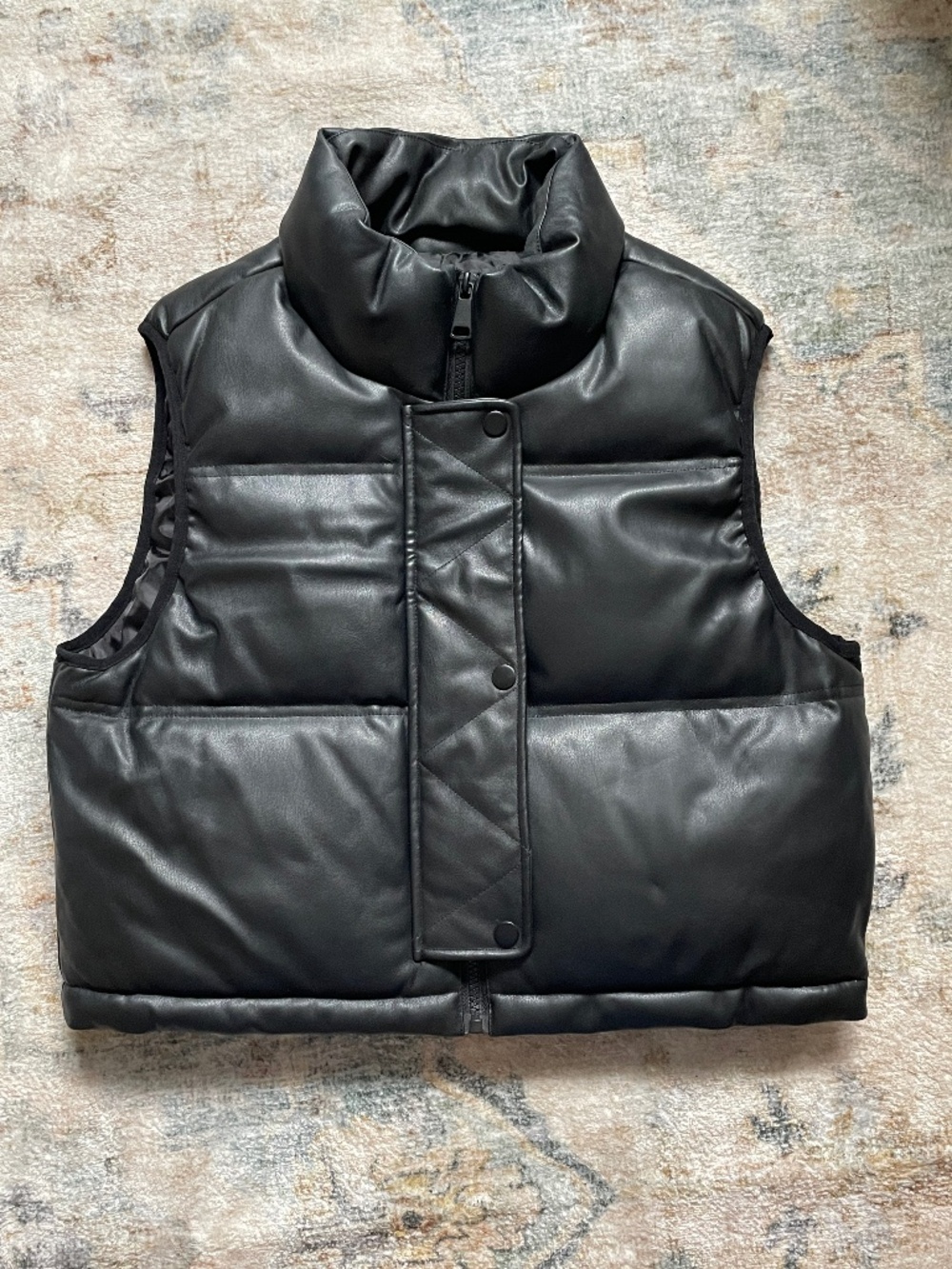 Ci Sono Cropped Puffer Vest